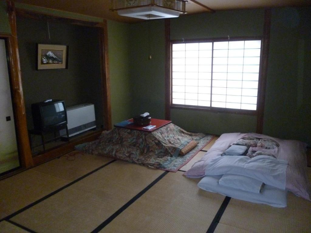 Uotoshi Ryokan Yamanouchi  Zewnętrze zdjęcie